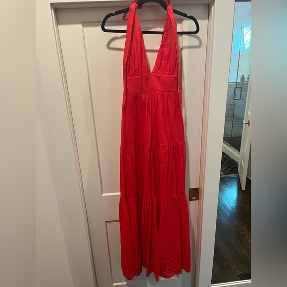 Lovers + Friends Dresses & Skirts - Lovers and Friends XS Red Maxi Dress!